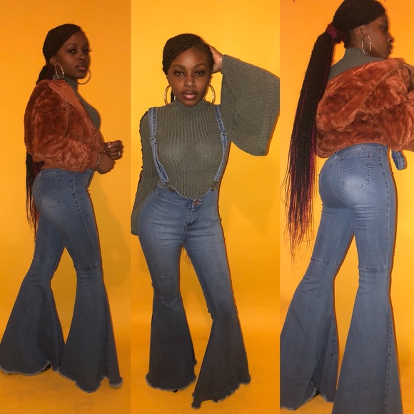 🚨Medium Left🚨Denim Flare Jumpsuit - Picture 3 of 3